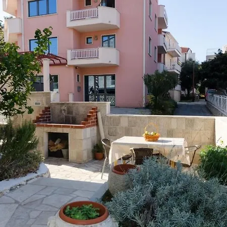 Senjo - Studio With Balcony With Side Sea View Cavtat
