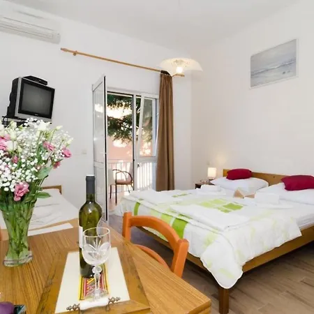 Senjo - Studio With Balcony With Side Sea View * Cavtat